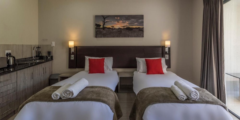 Pofadder Inn by Country Hotels 13/45