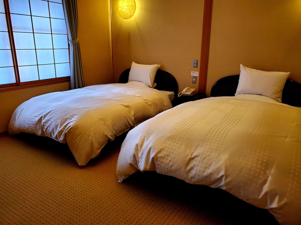 Yufuin Onsen Ryotei Tanokura 8/45