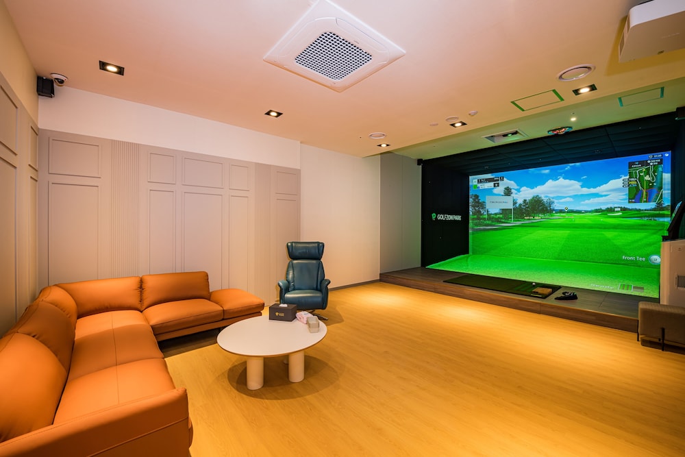 Sollago Myeongdong Hotel and Residence 33/50