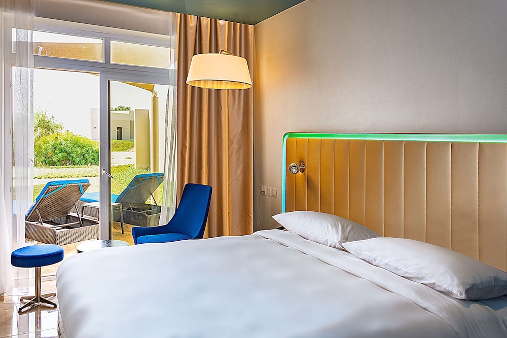 Park Inn by Radisson Hotel and Residence Duqm 6/44