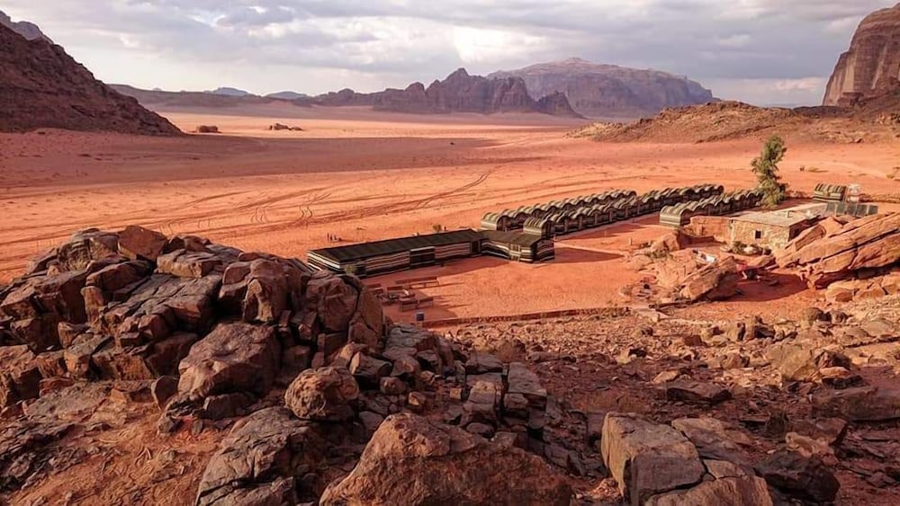 Wadi rum light camp 3/8