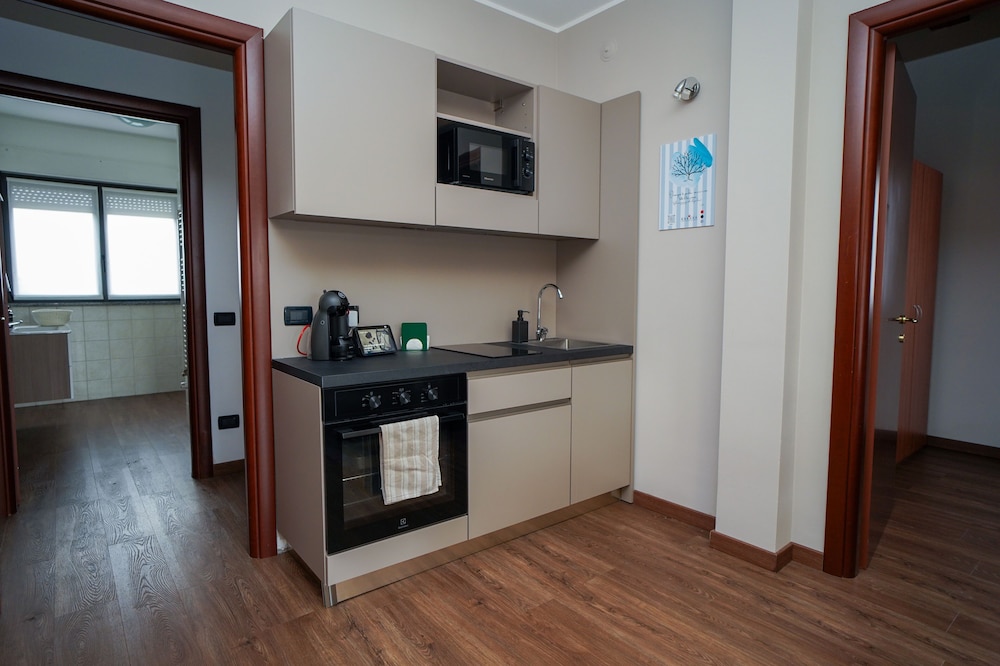 Expo Residence Rho 4/50
