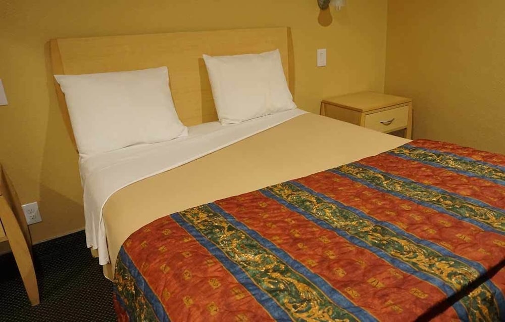 Geneva Motel 21/48