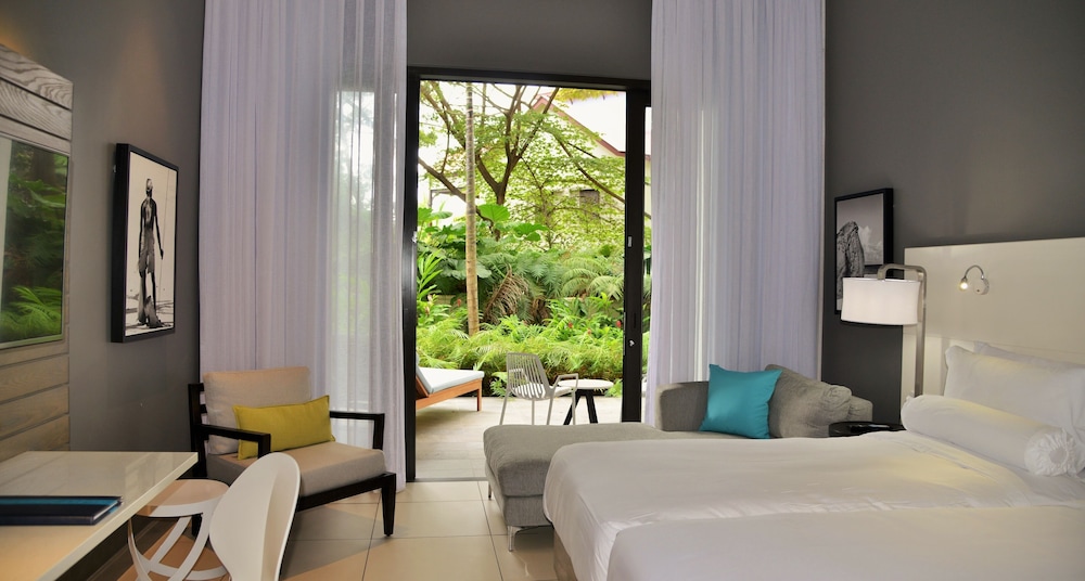Eden Bleu Hotel 14/48