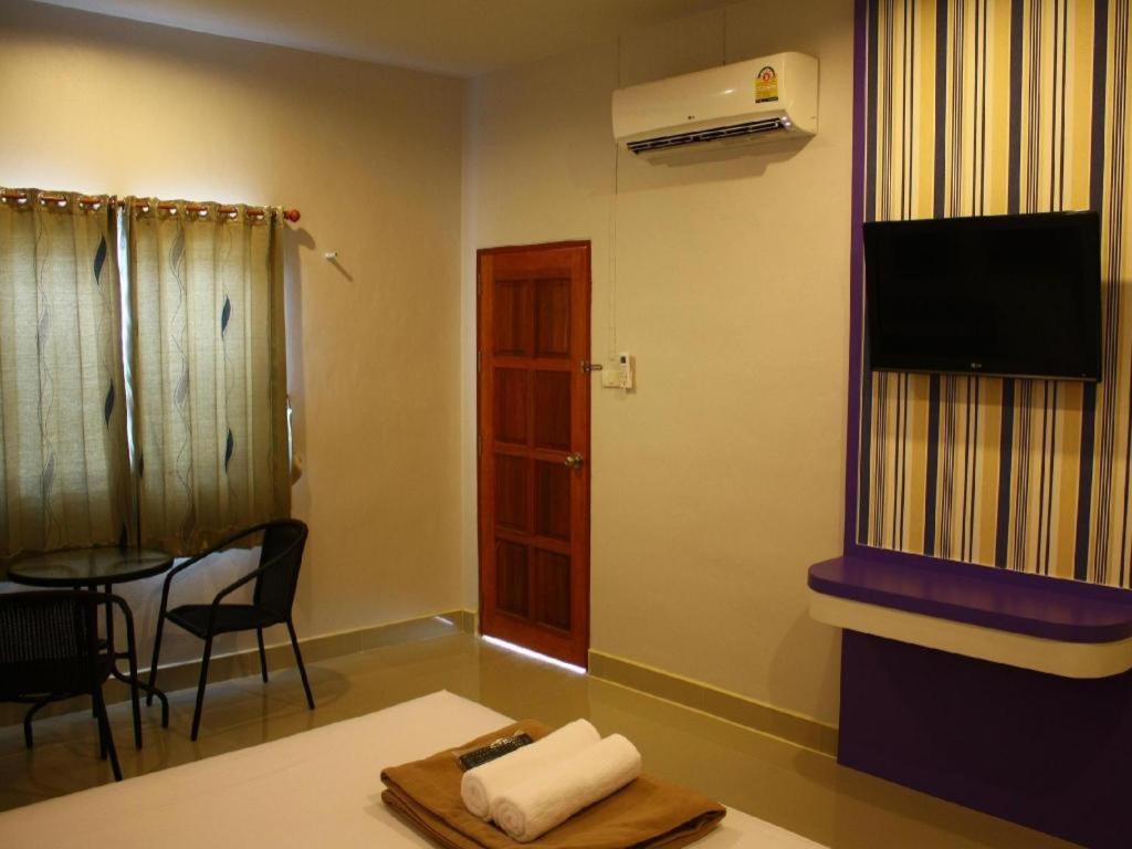 Sabai Ez Hotel 28/33