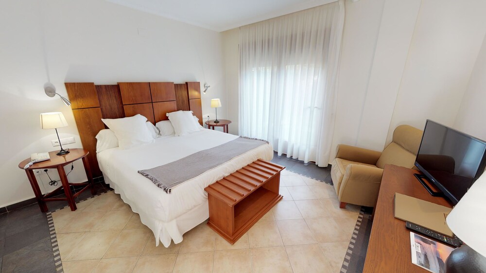 HOTEL CON ENCANTO PALAU VERD 3***SUP 12/39