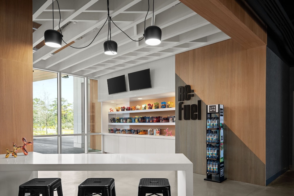 Aloft Orlando Lake Nona 4/49