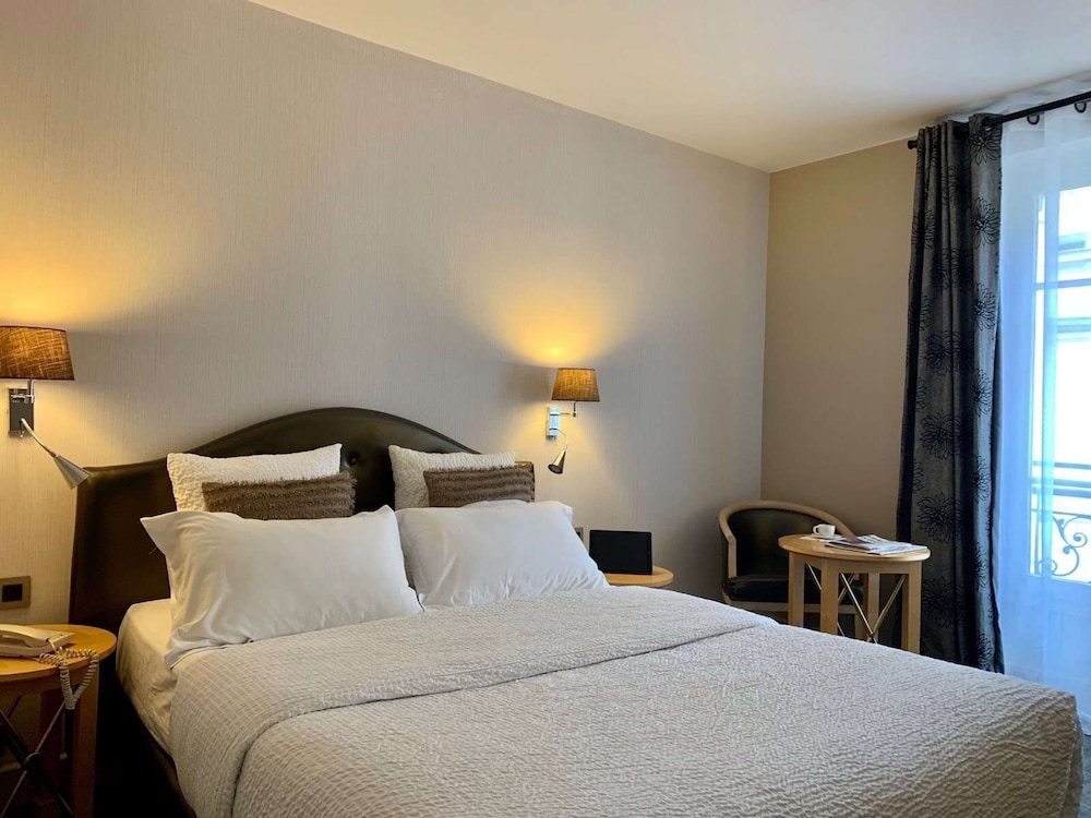HOTEL CENTRAL SAINT GERMAIN 16/47