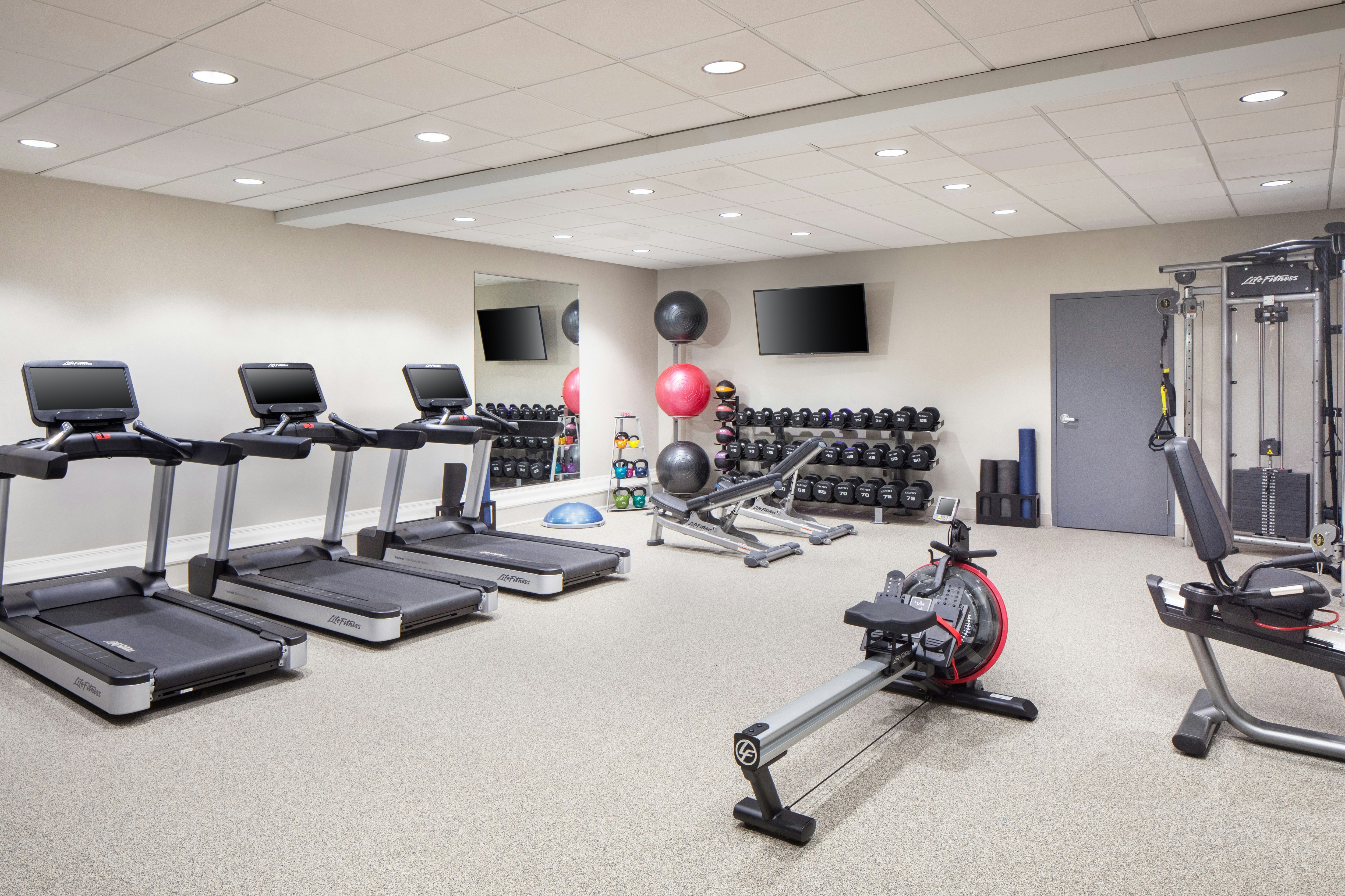 DoubleTree by Hilton Ann Arbor North (ex Holiday Inn Ann Arbor-Near The Univ. Of Mi) 19/49