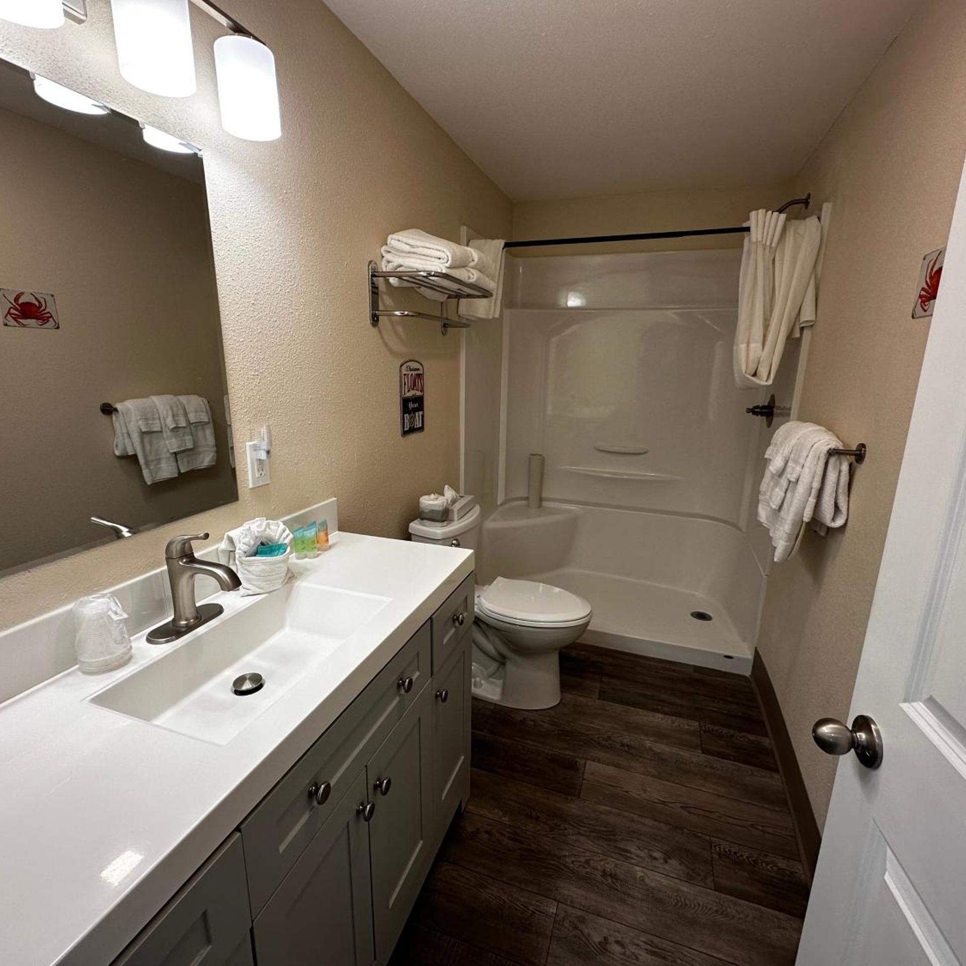 Coastal Inn & Suites 49/50