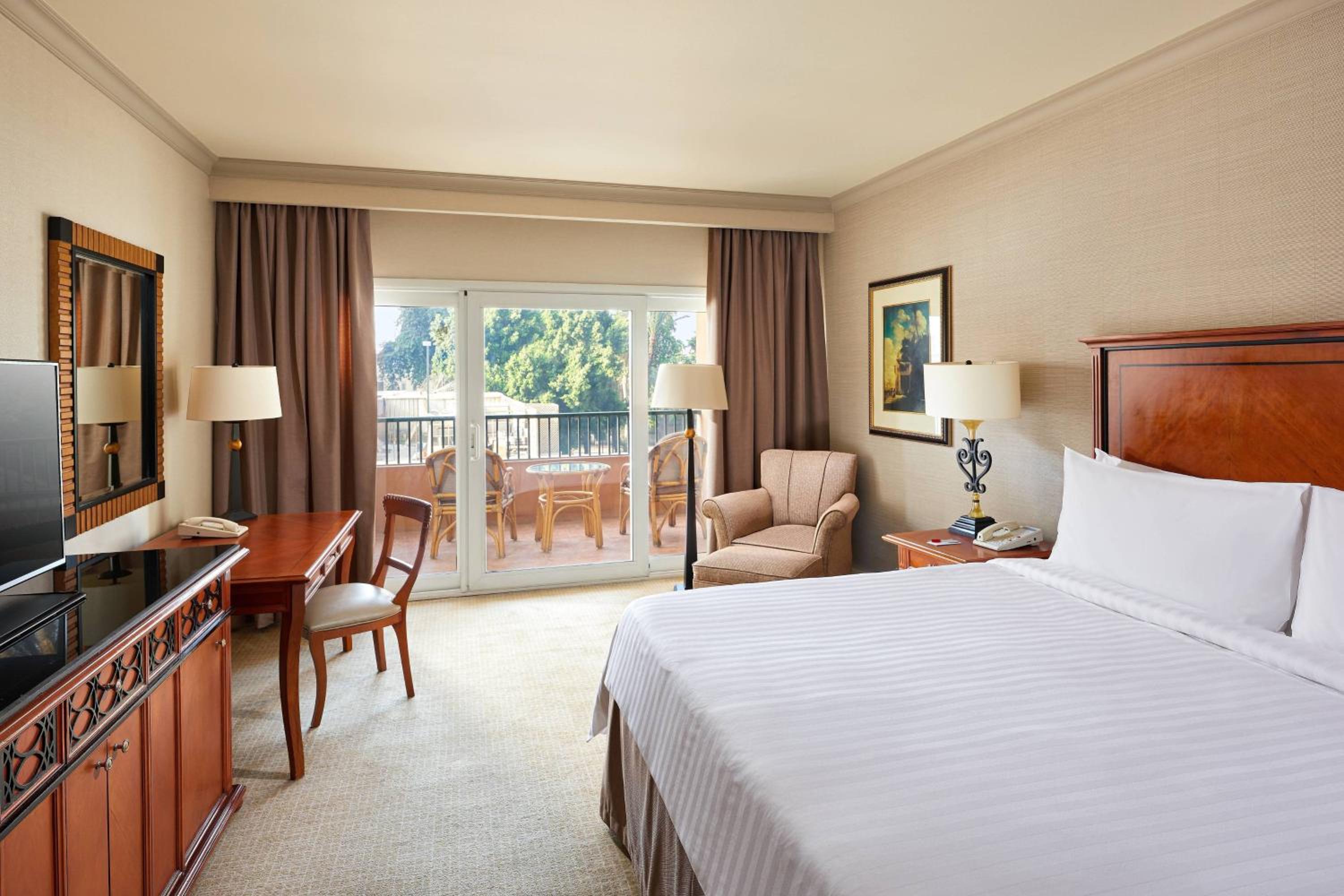 Guest Room, Standard, King Bed, Partial View, Balcony