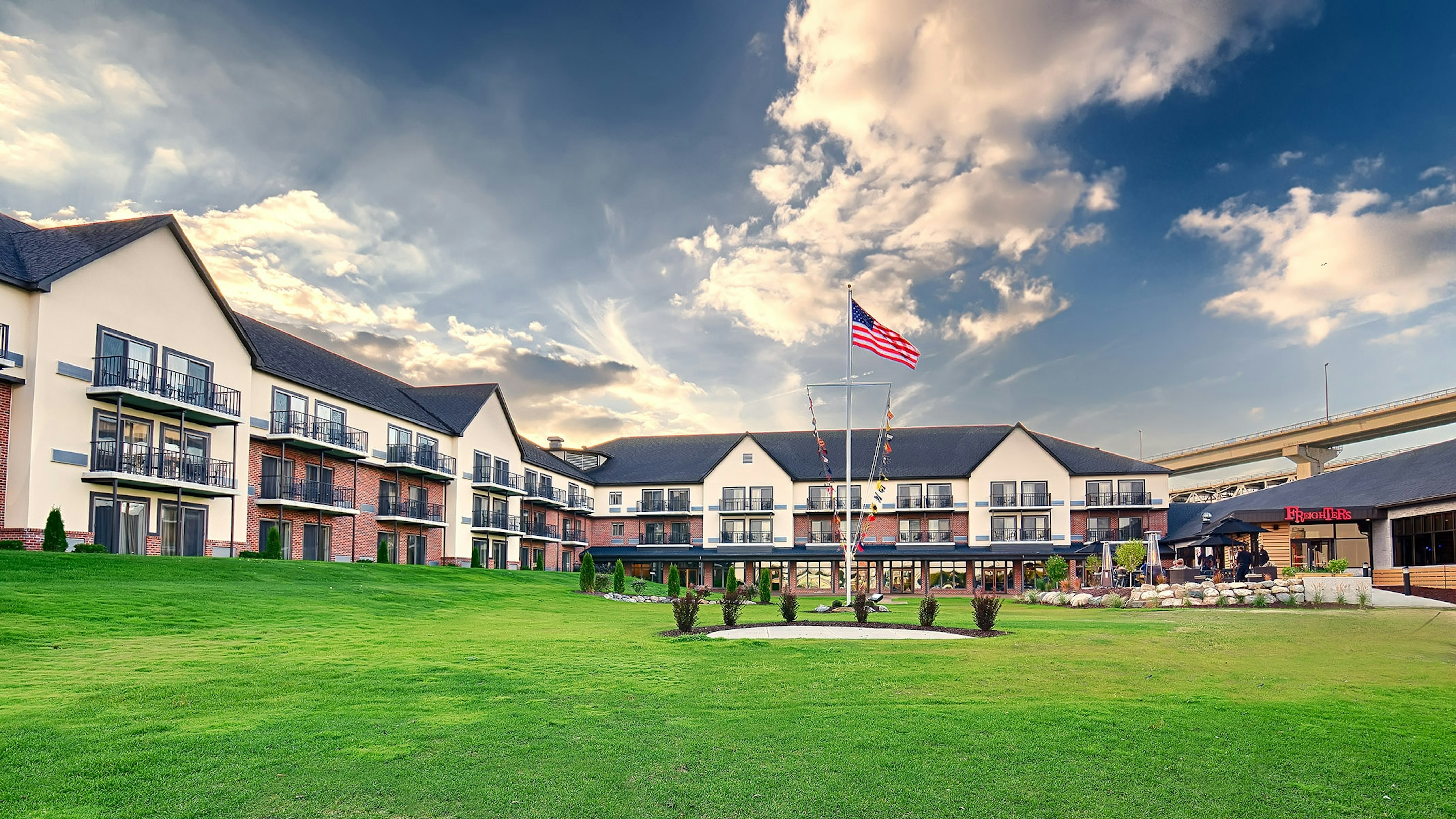 Doubletree By Hilton Port Huron 48/51