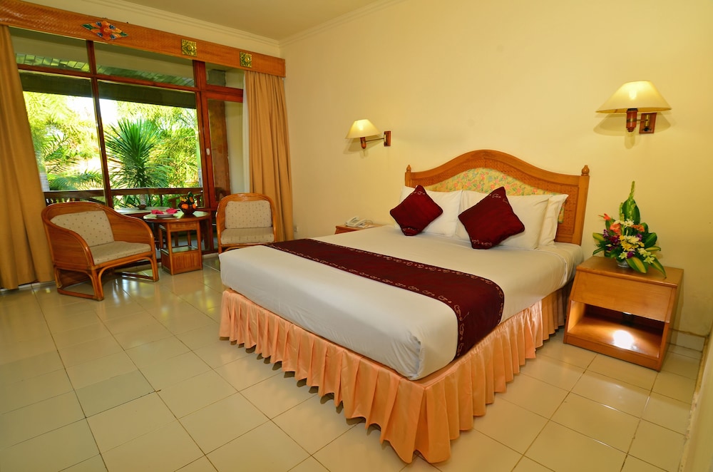 Inna Sindhu Beach Hotel and Resort 28/64