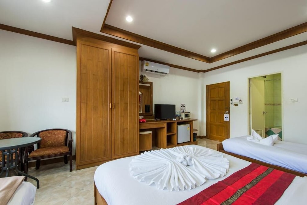 Magnific Guesthouse Patong 26/50