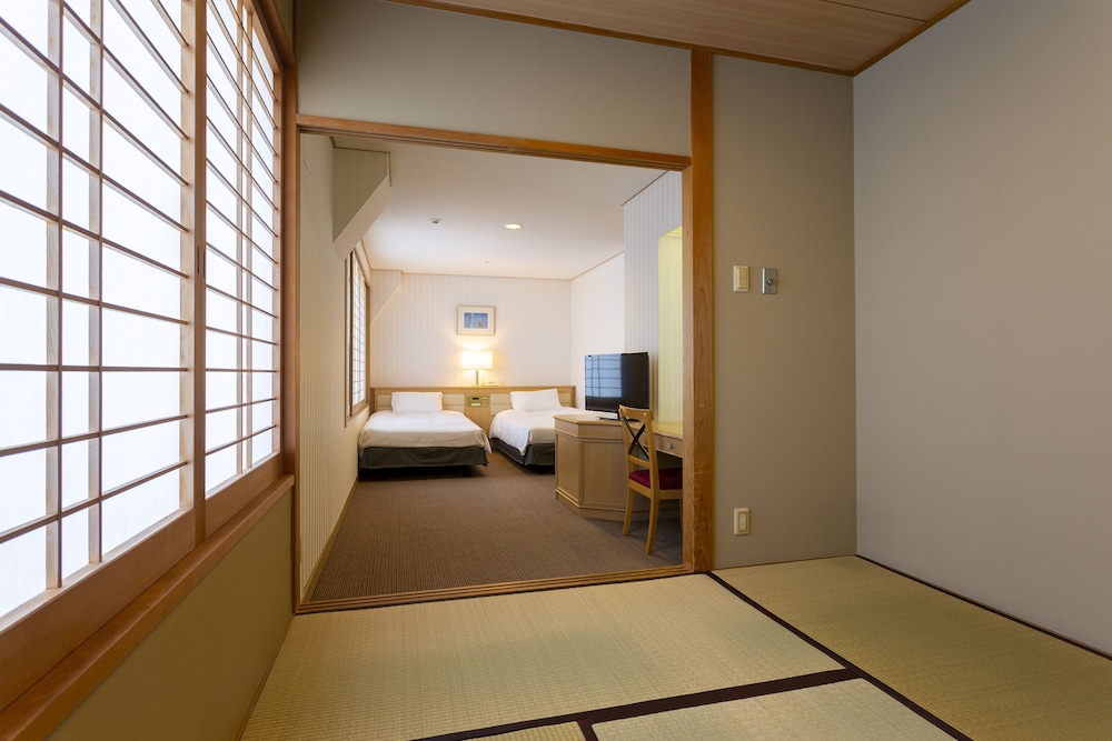 Rihga Hotel Zest Takamatsu 8/63