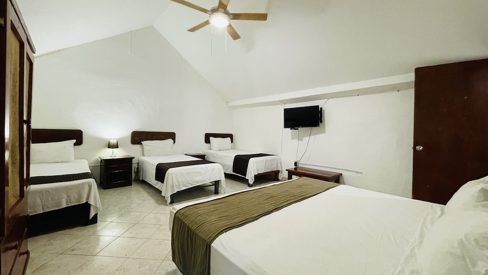 HOTEL PLAYA DEL KARMA 9/54