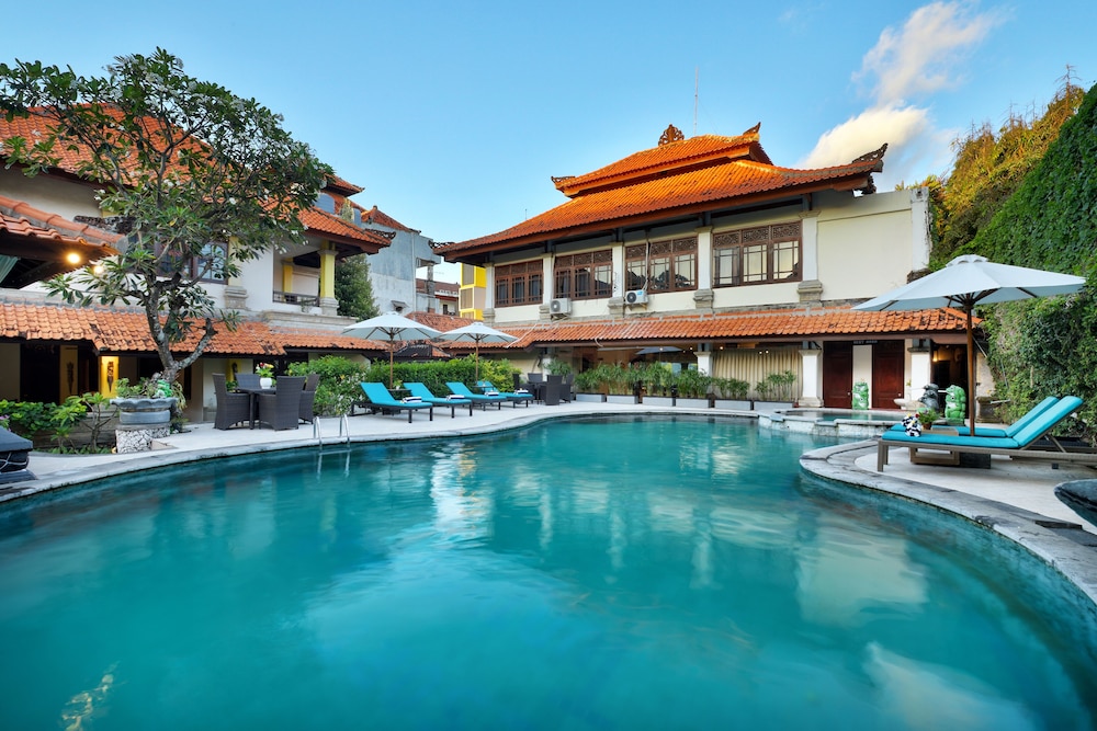 Royal Hotel and Villa Bali 2/48