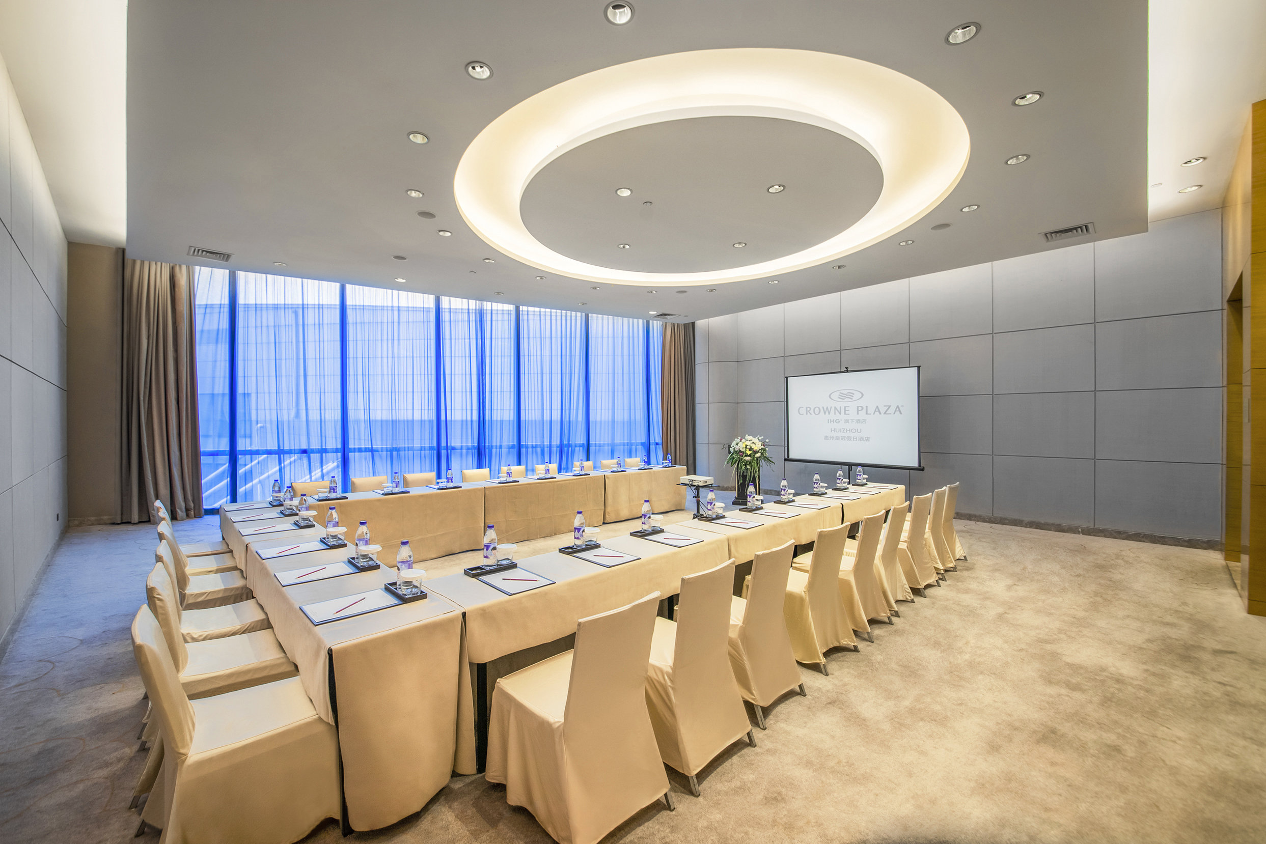 Crowne Plaza Huizhou 38/50