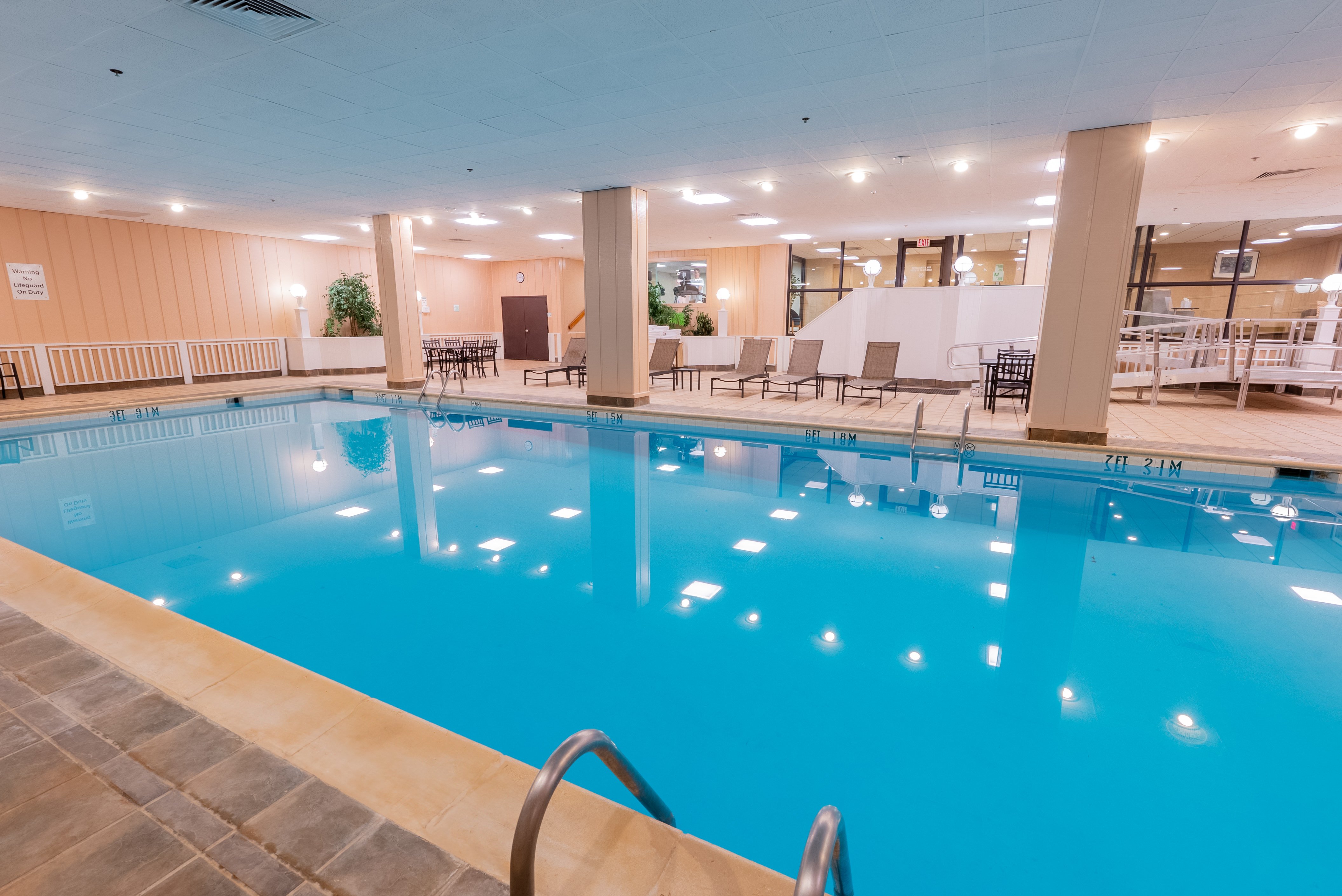 Holiday Inn Portland-By The Bay 35/74