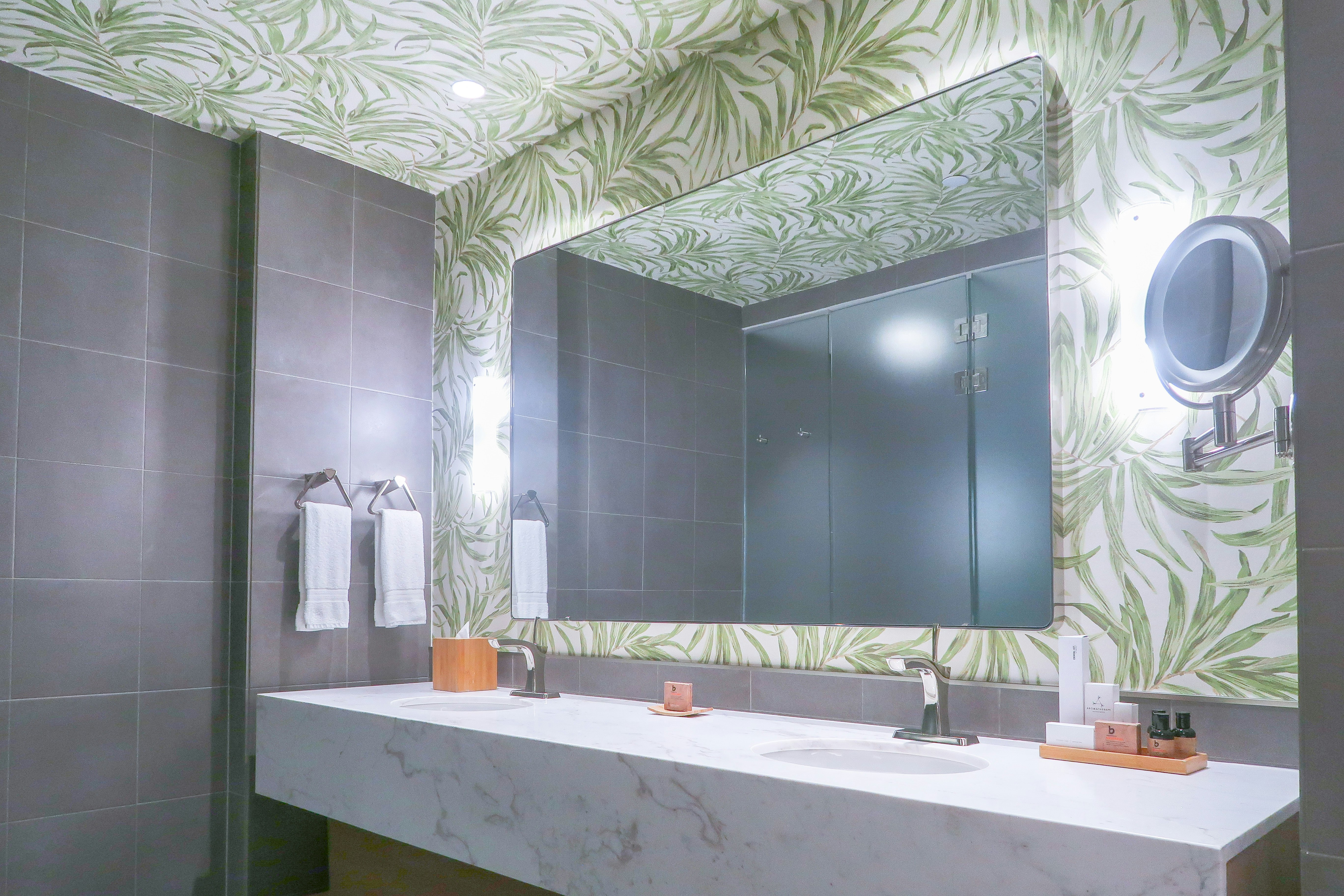 Gran Hotel Costa Rica Curio Collection by Hilton 10/48