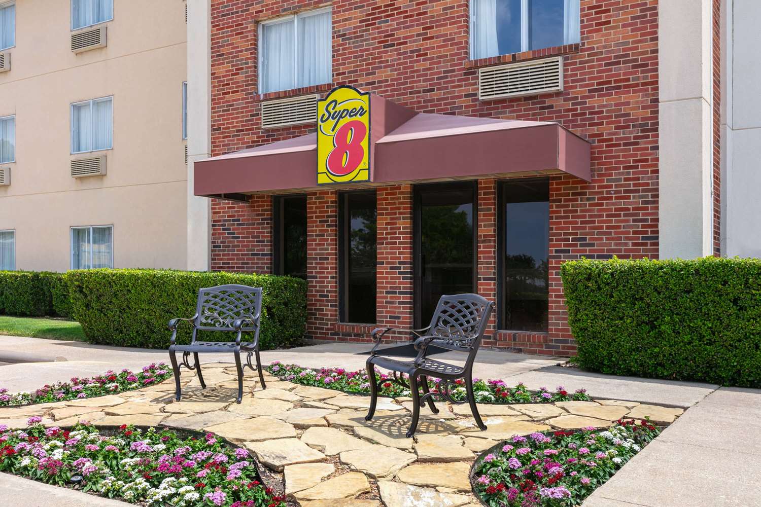 Super 8 By Wyndham Grapevine Dfw Airport Northwest 32/36