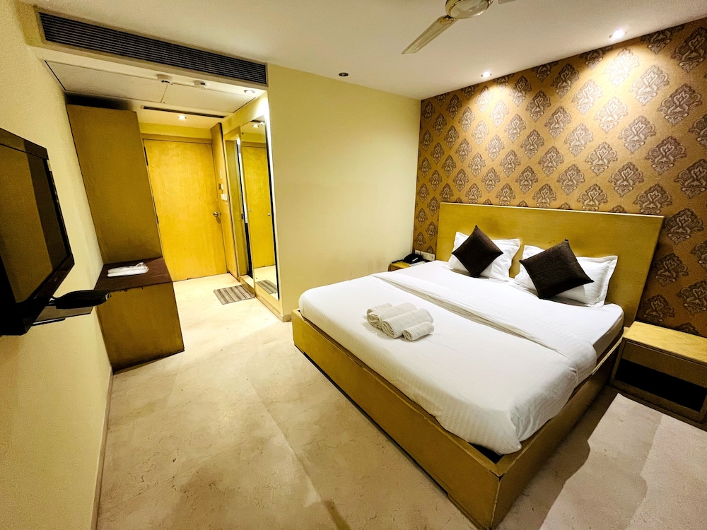 Mayur Hotel 20/49