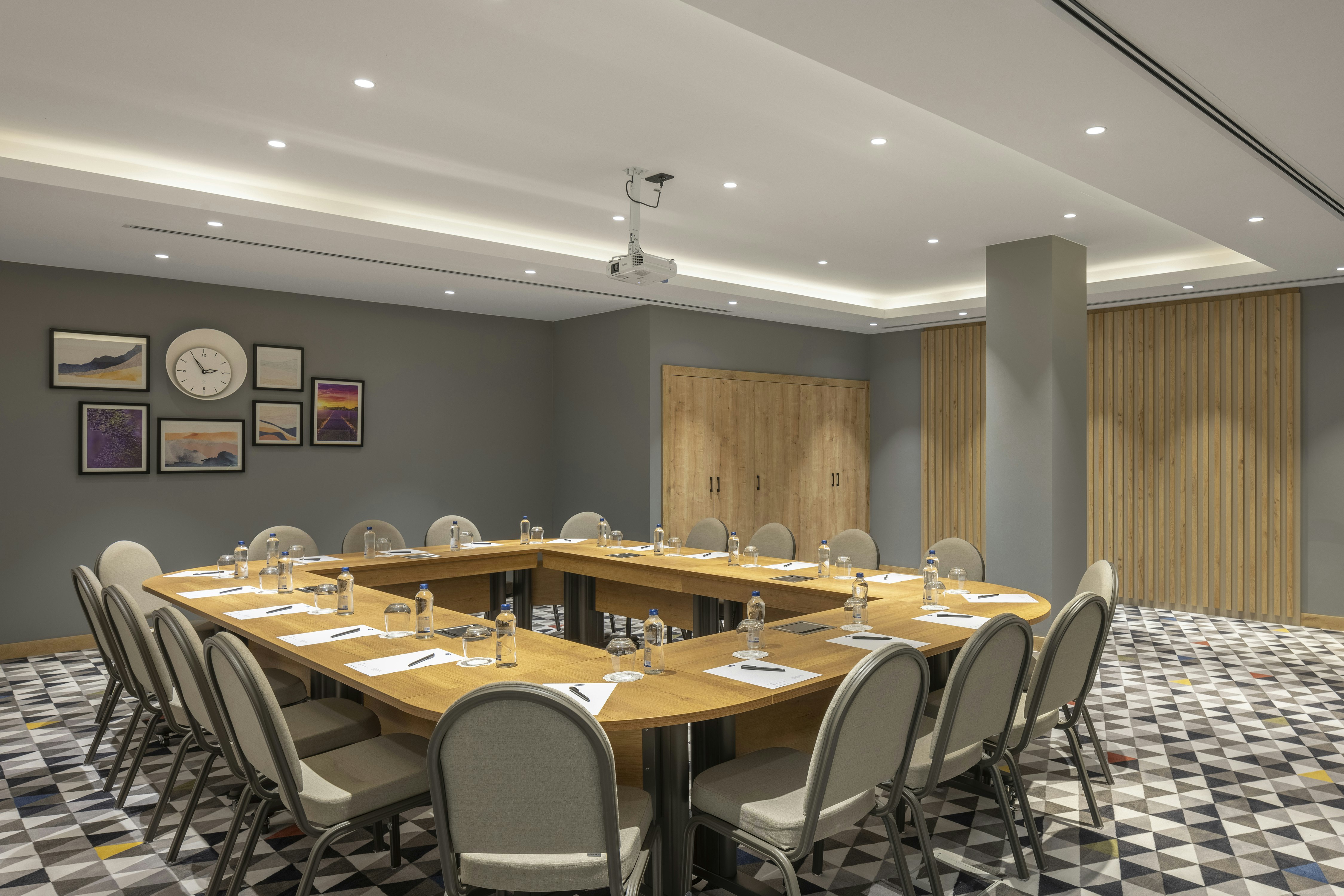 Hampton by Hilton Cerkezkoy 42/48
