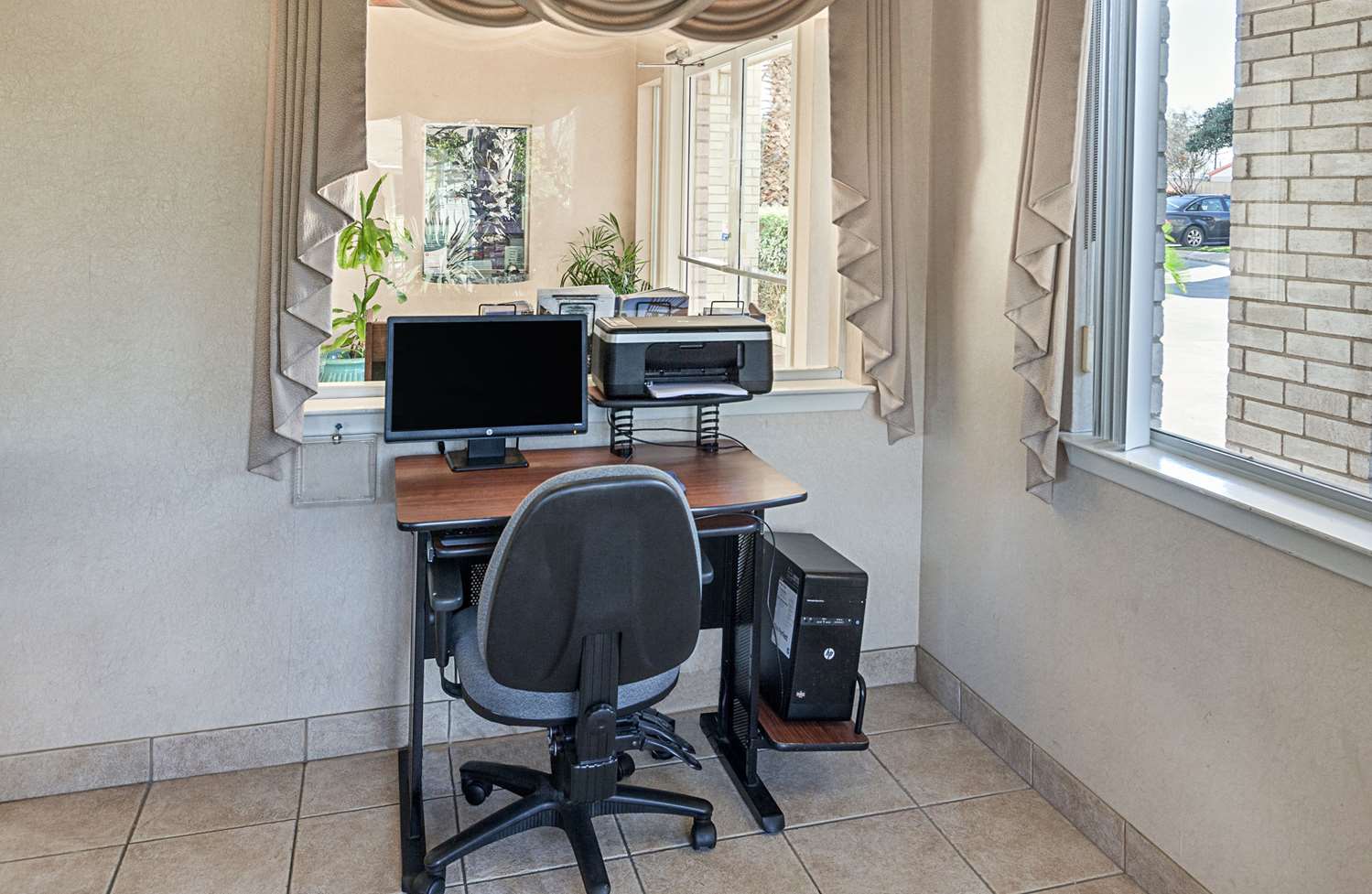 Econo Lodge Downtown South San Antonio TX 22/27