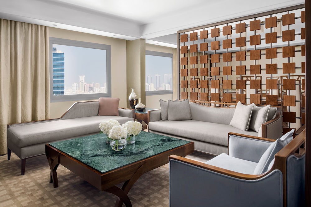 InterContinental Bahrain by IHG 52/77