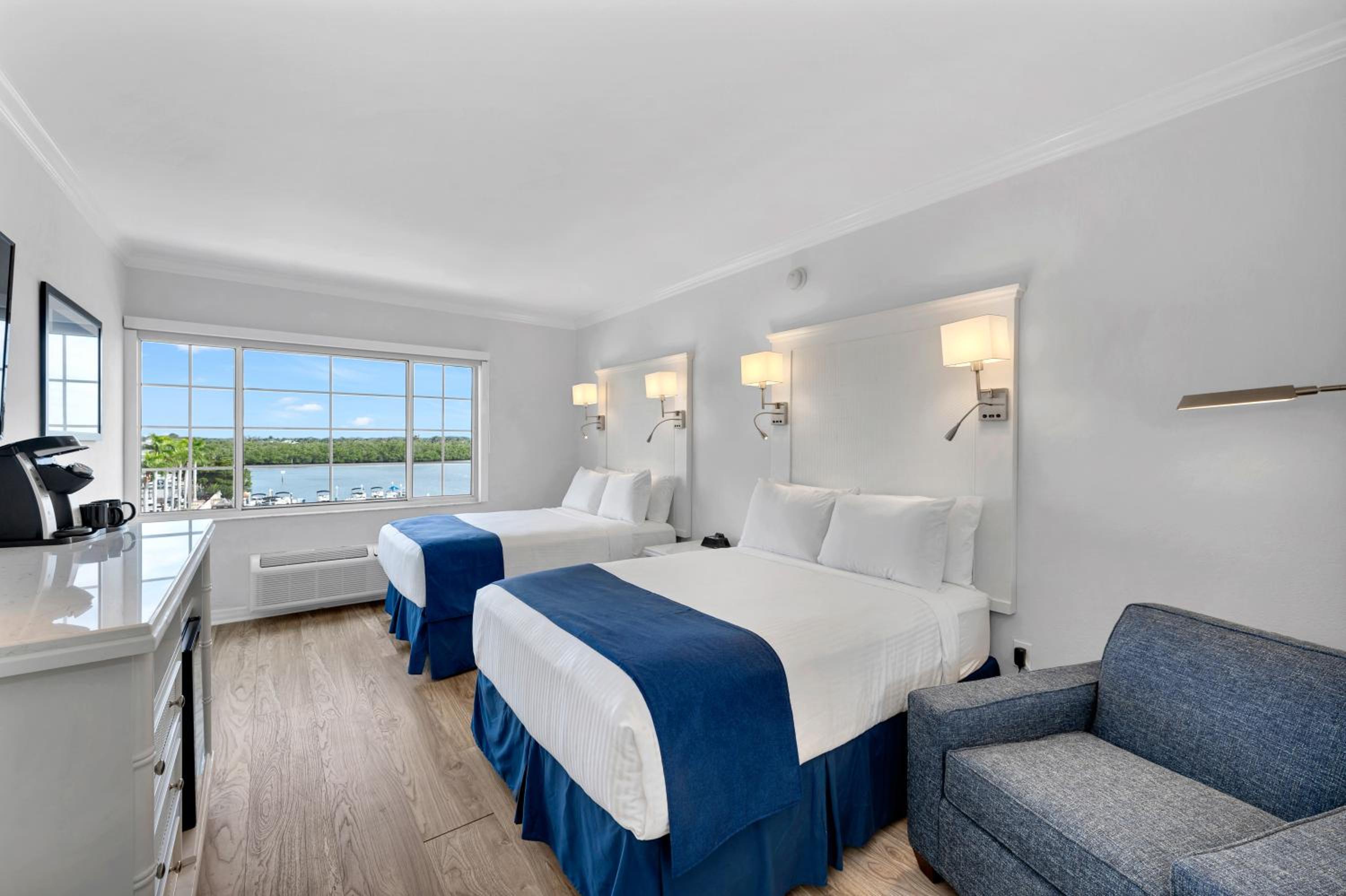 Luxury, Double Bed, Bay View