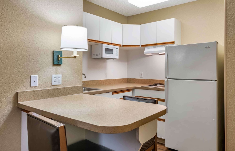 Extended Stay America Suites Orlando Altamonte Springs 51/58