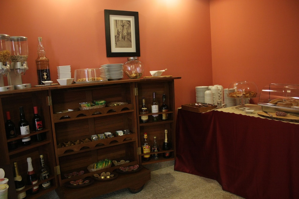 restaurant-cafeteria