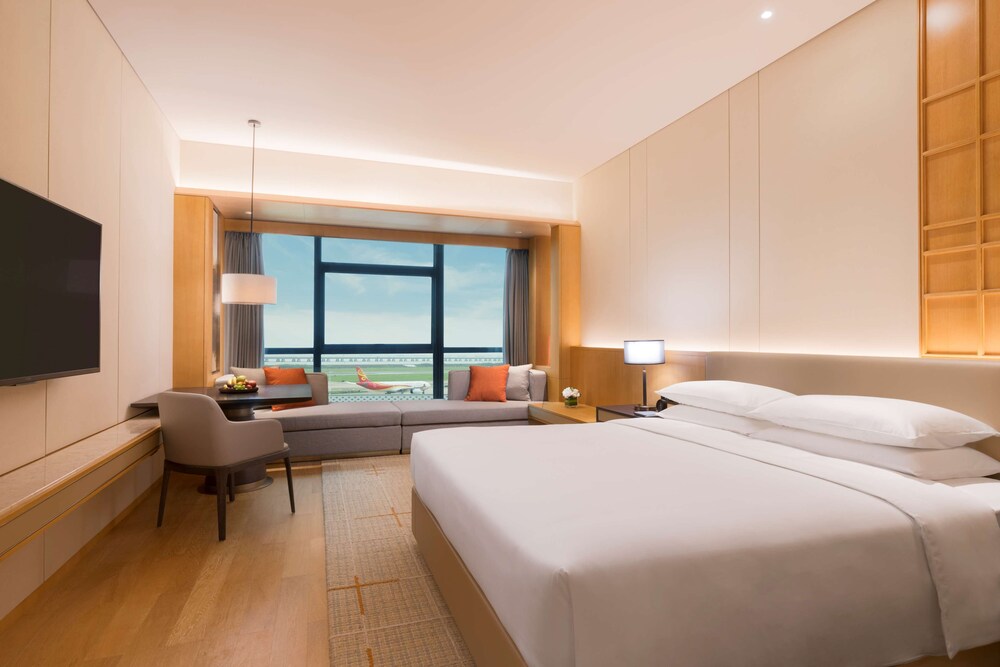 Hyatt Regency Shenzhen Airport 11/69