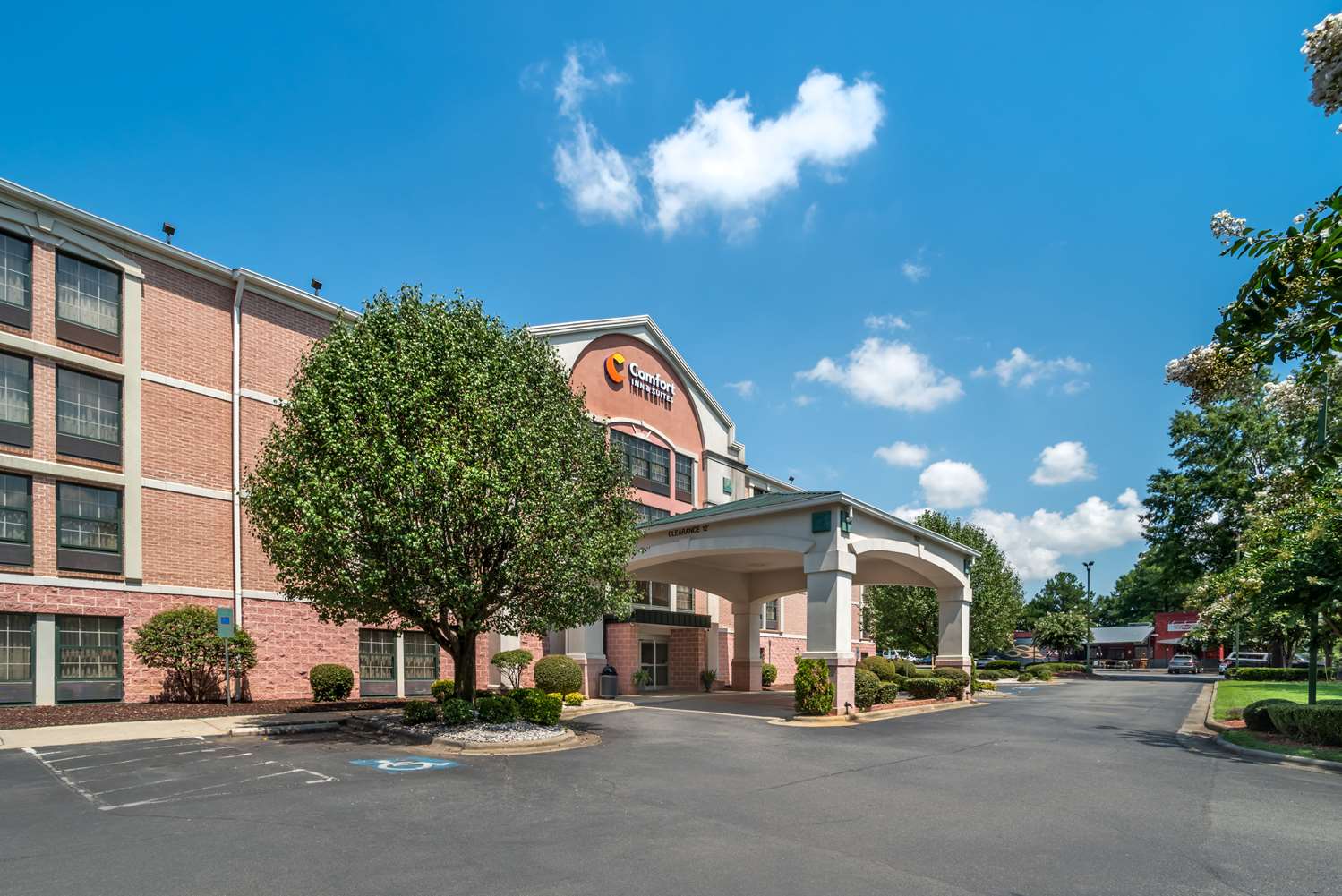 Comfort Inn & Suites Cornelius Lake Norman NC 47/47