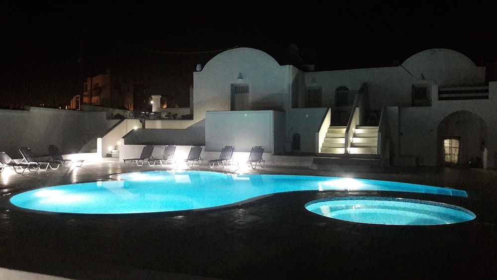Villa Iliovasilema Santorini 42/50