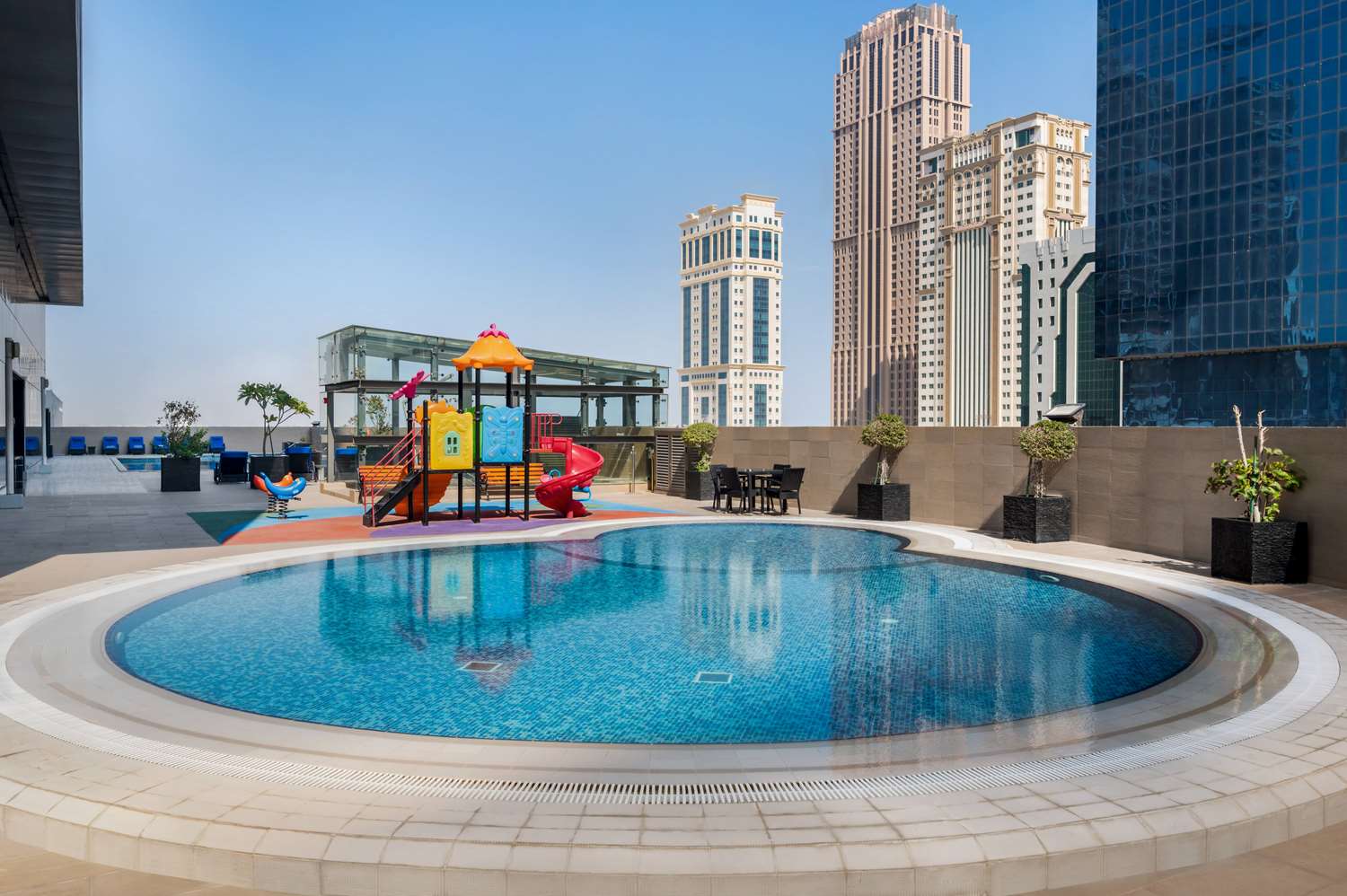 Wyndham Doha West Bay 54/62