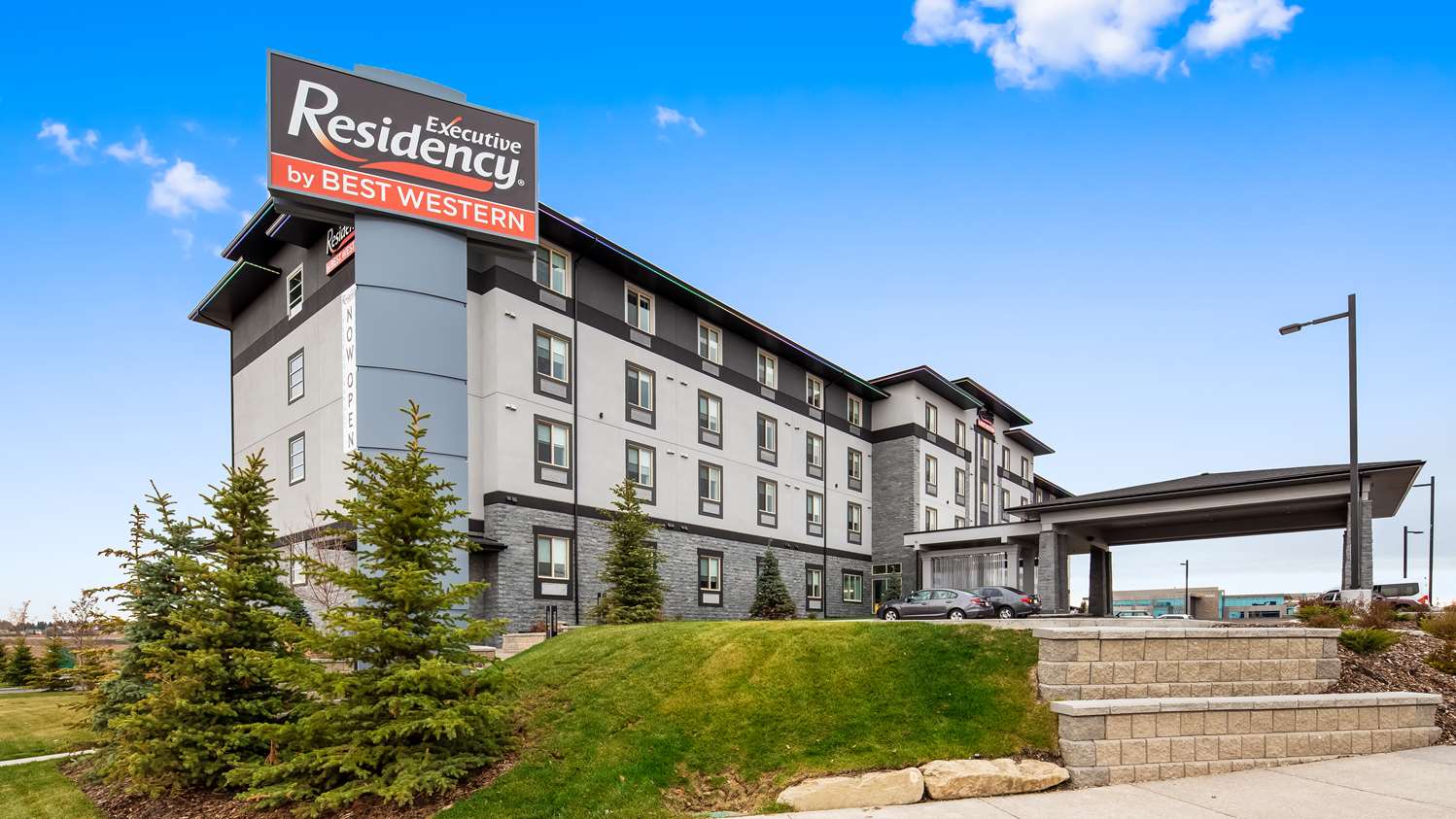 Executive Residency By Best Western Calgary City View North 3/59