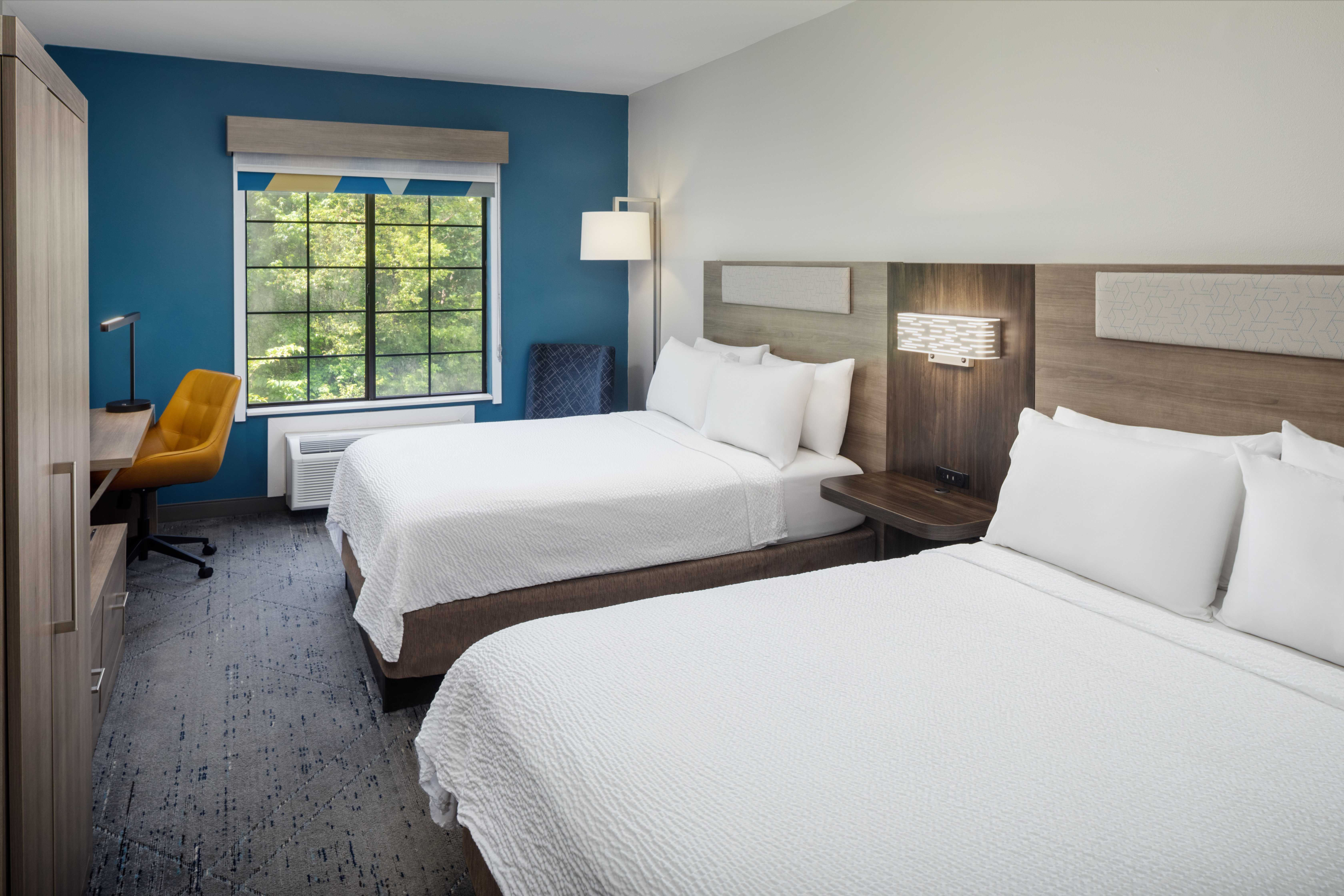 Holiday Inn Express Suites Albemarle 12/51