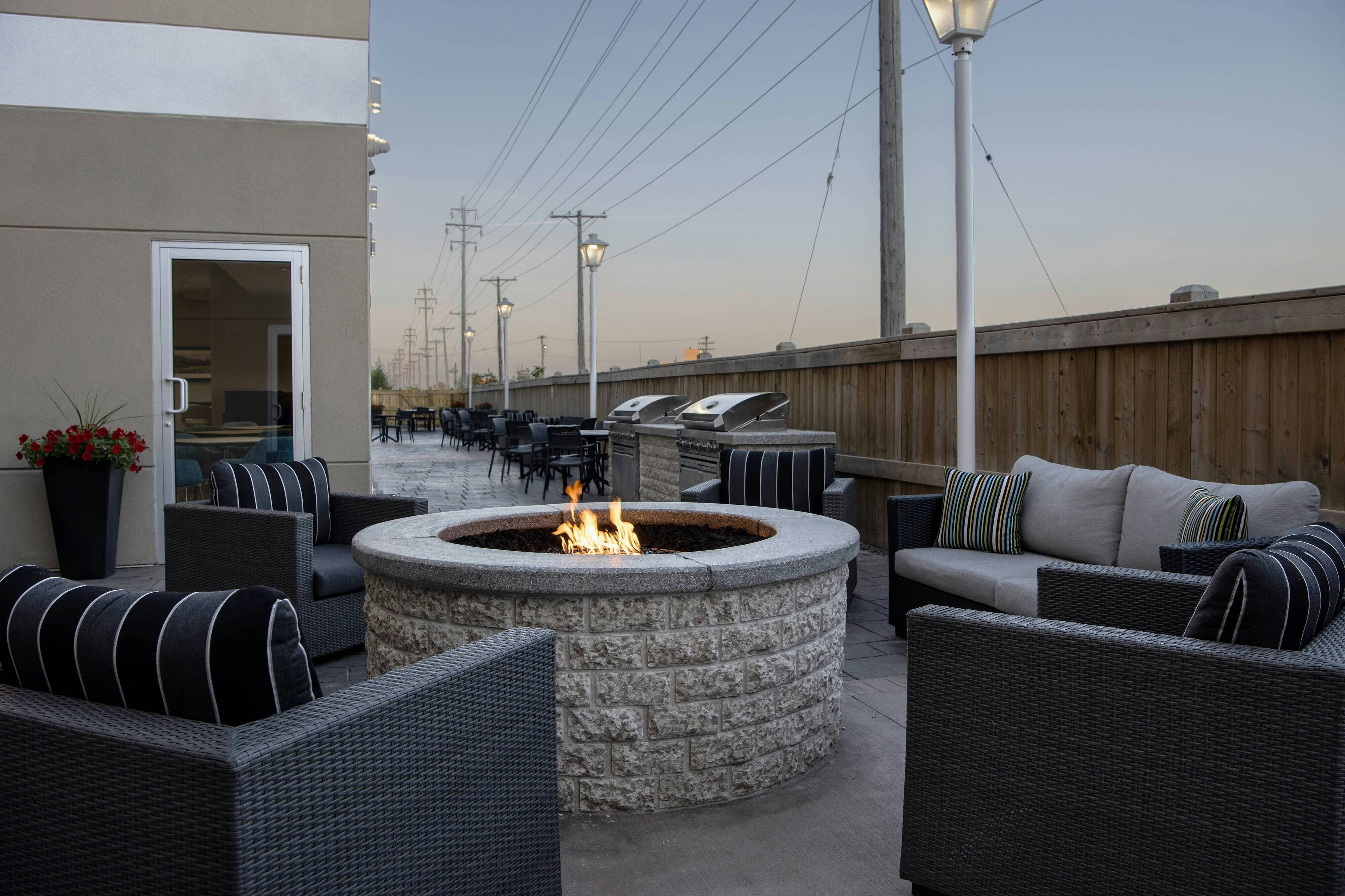 Fairfield Inn And Suites Winnipeg 4/15
