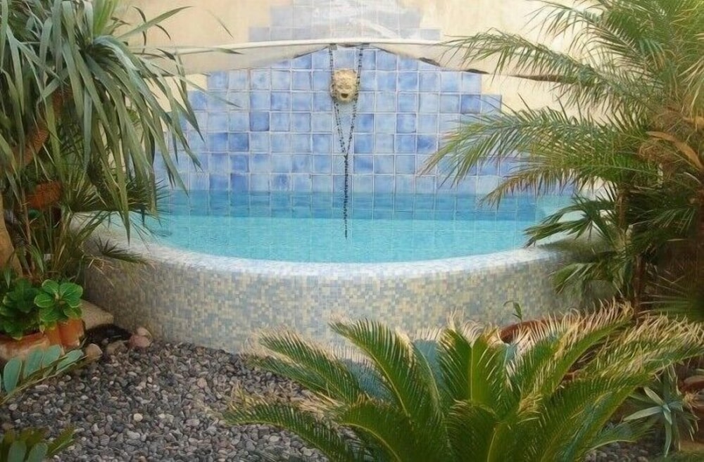 Albergo Casajanca 49/50