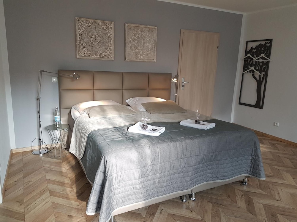 Tm Suites 15/36