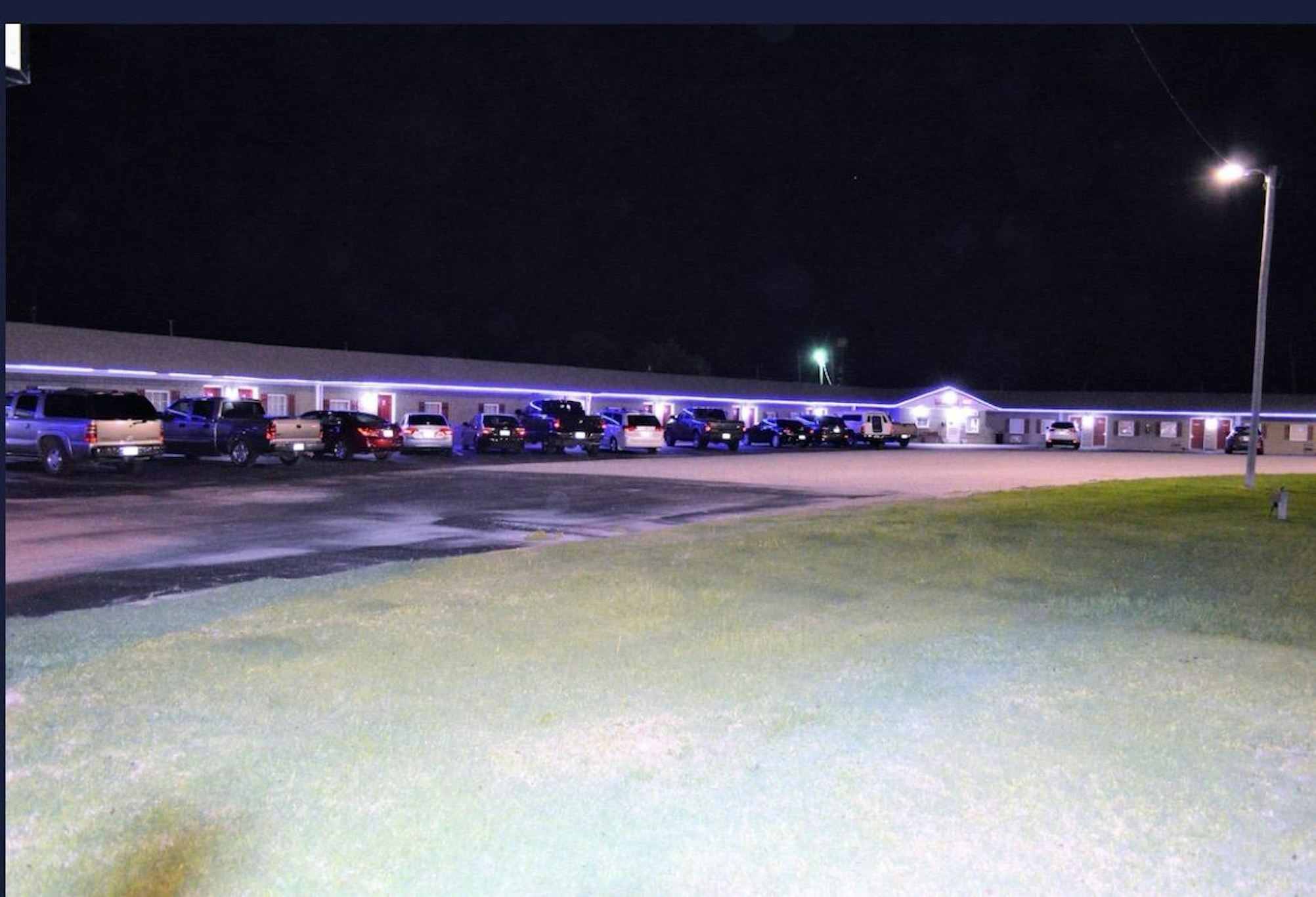 Green Acre Motel by OYO Near Rush County Airport 17/17