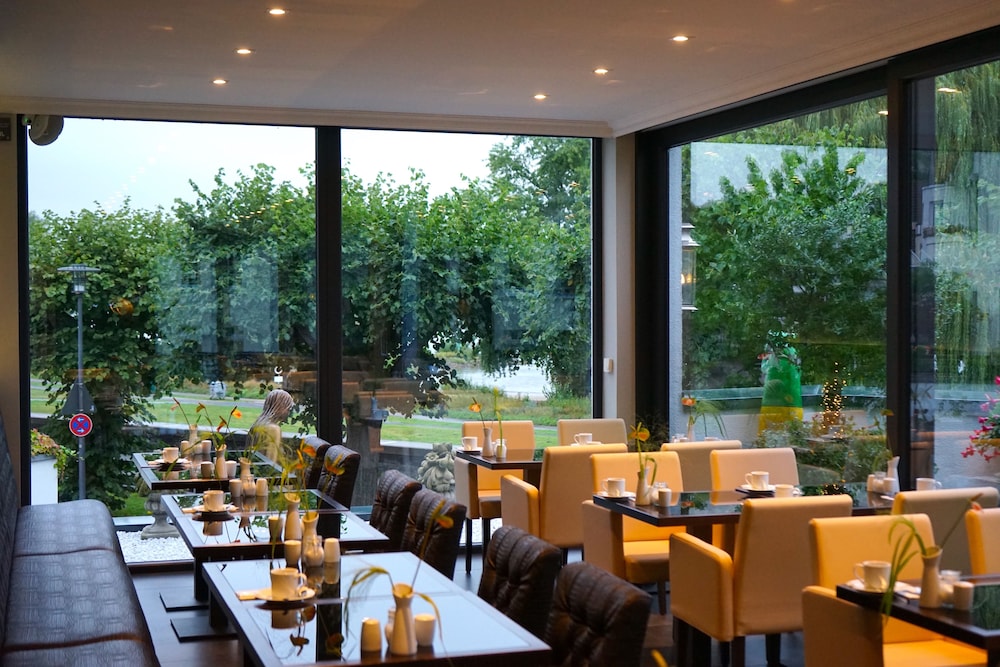 Villahotel Rheinblick 31/50