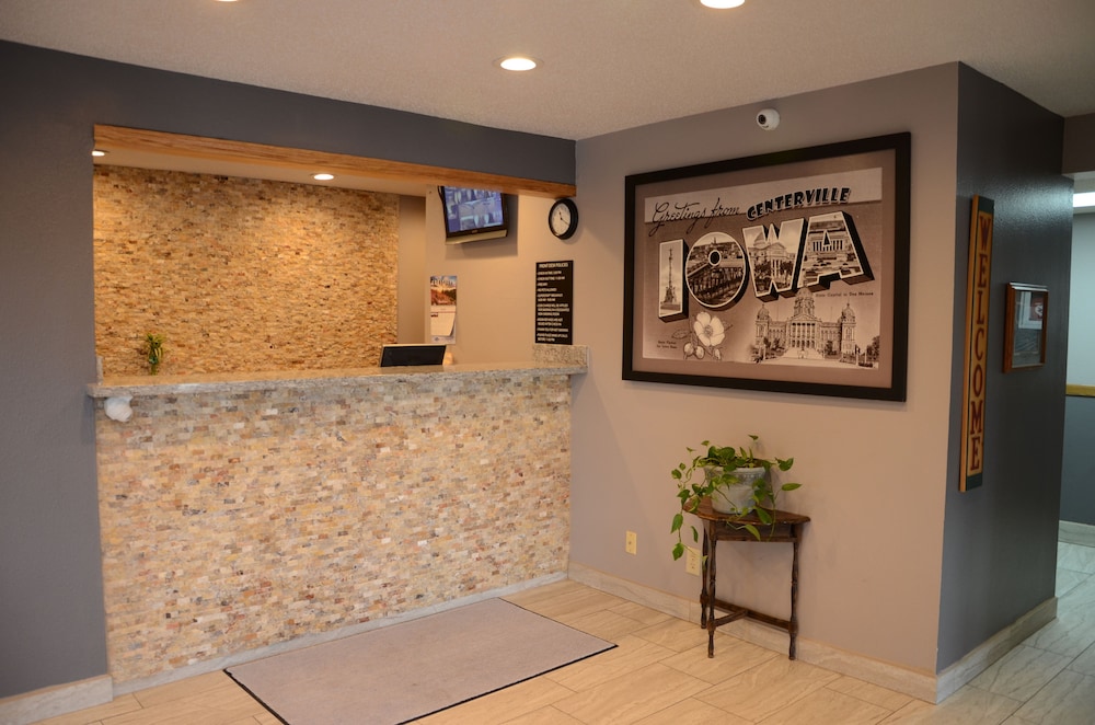 Super 8 by Wyndham Centerville 7/36
