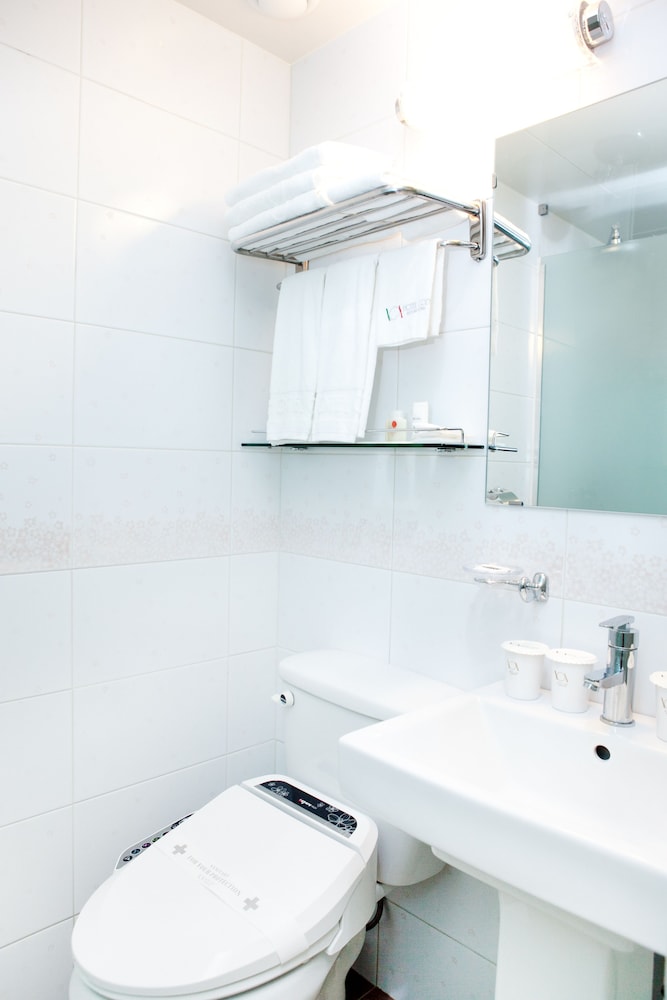 Hotel Cozy Myeongdong 19/73