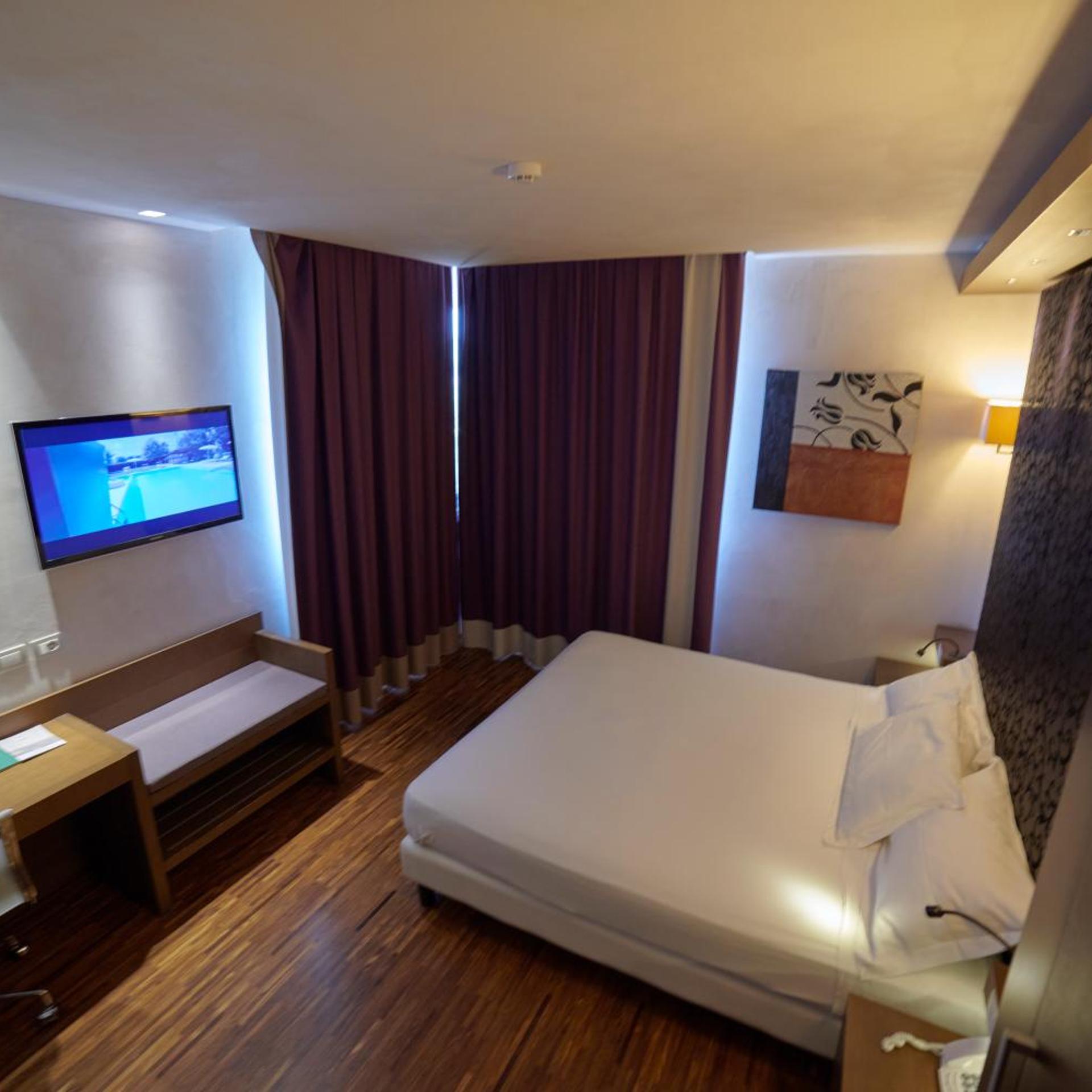 San Paolo Hotel 11/50