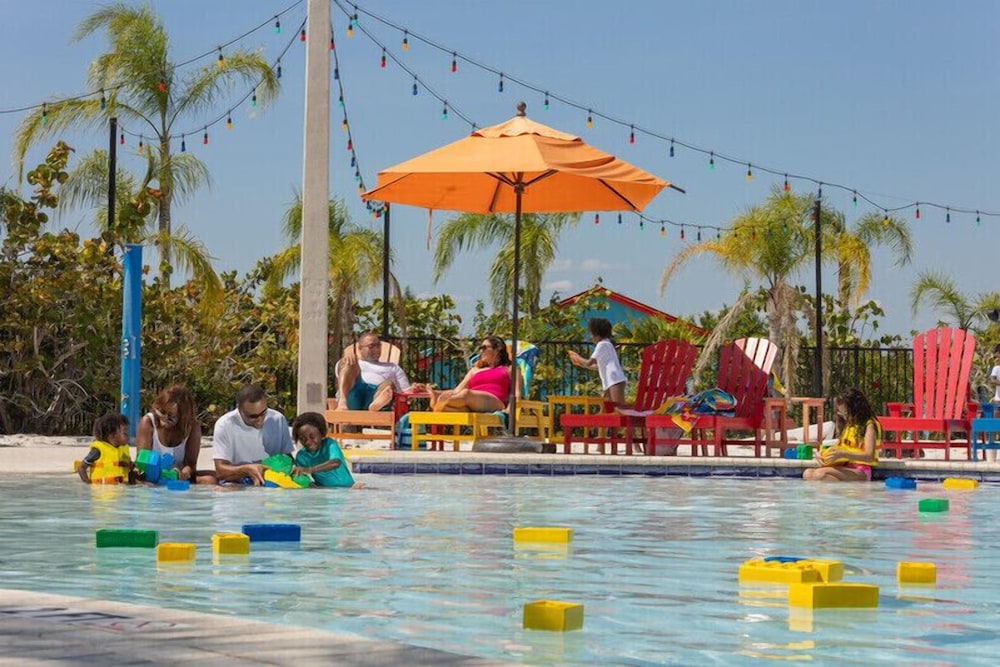 LEGOLAND BEACH RETREAT 7/22