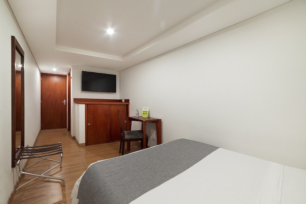 Ayenda 1043 Apartahotel Kafir 24/59