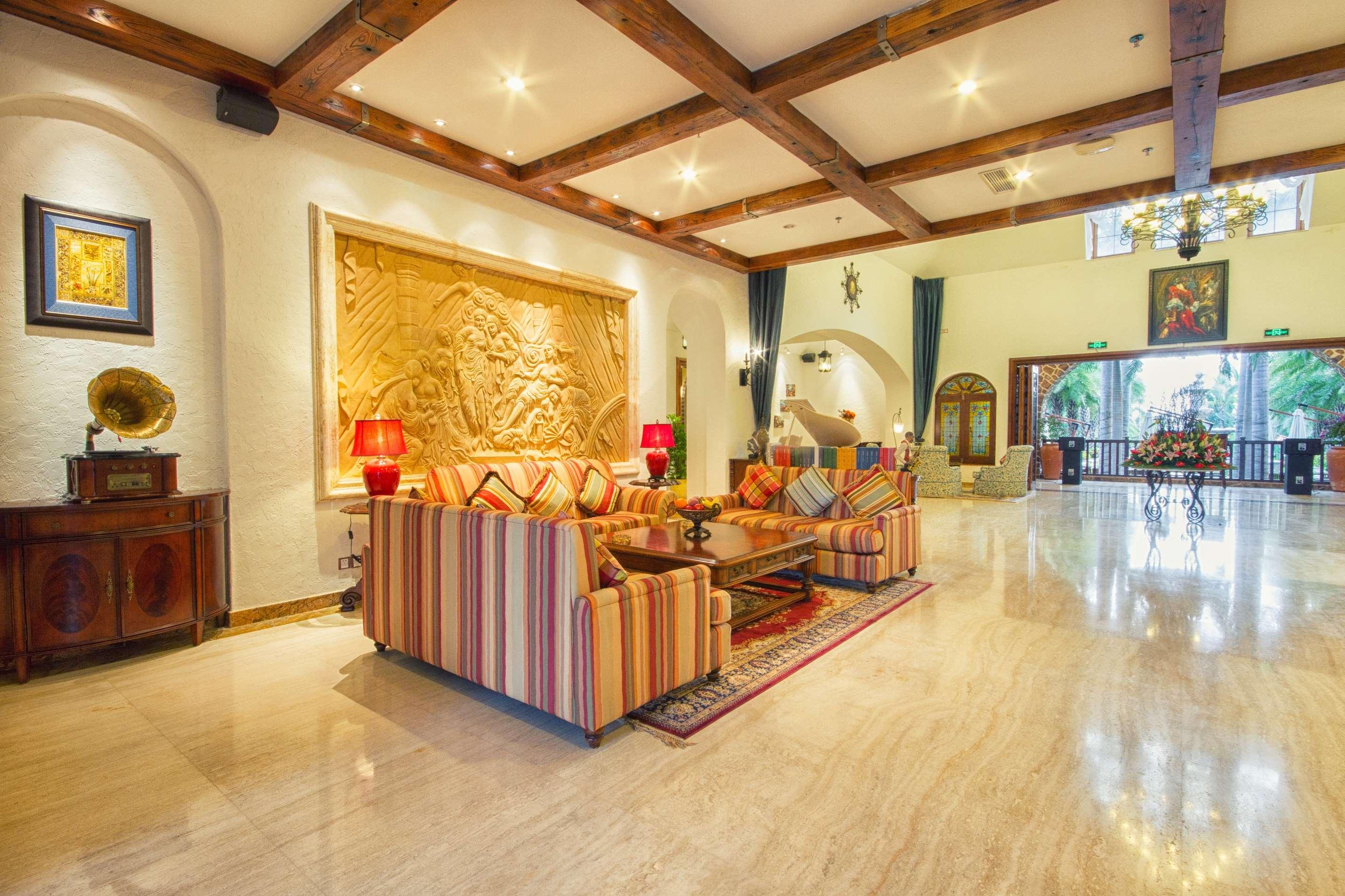International Resort Hotel Sanya 34/48