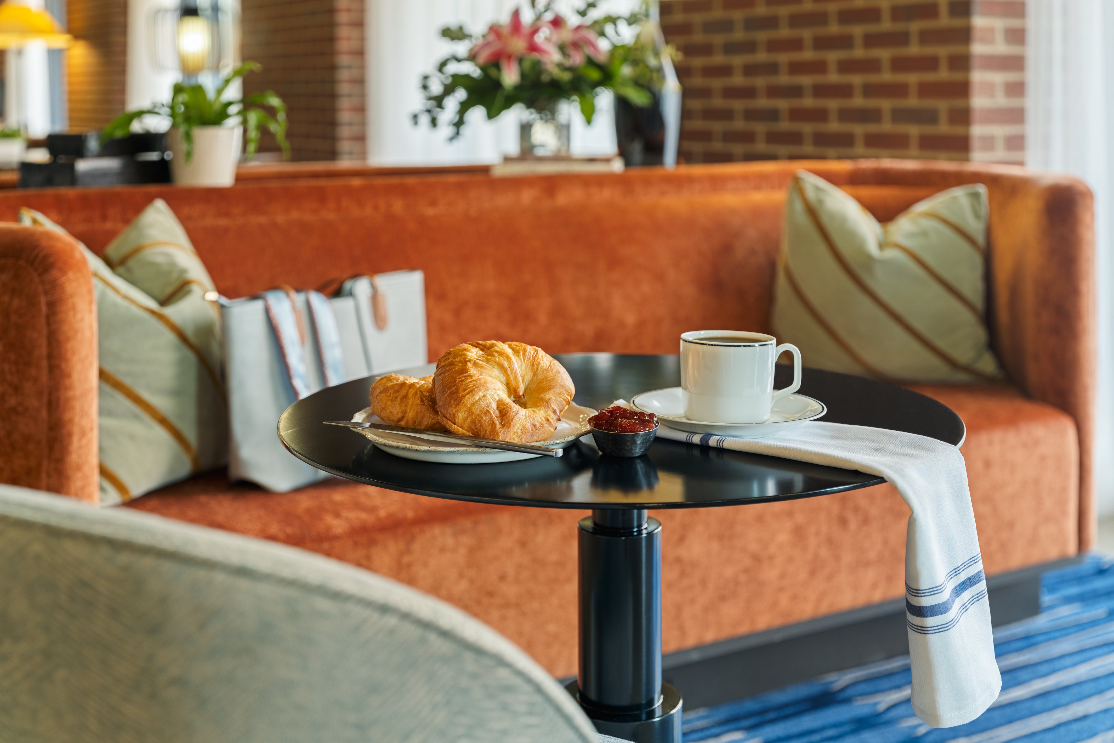 HOTEL INDIGO OLD TOWN ALEXANDRIA 55/82